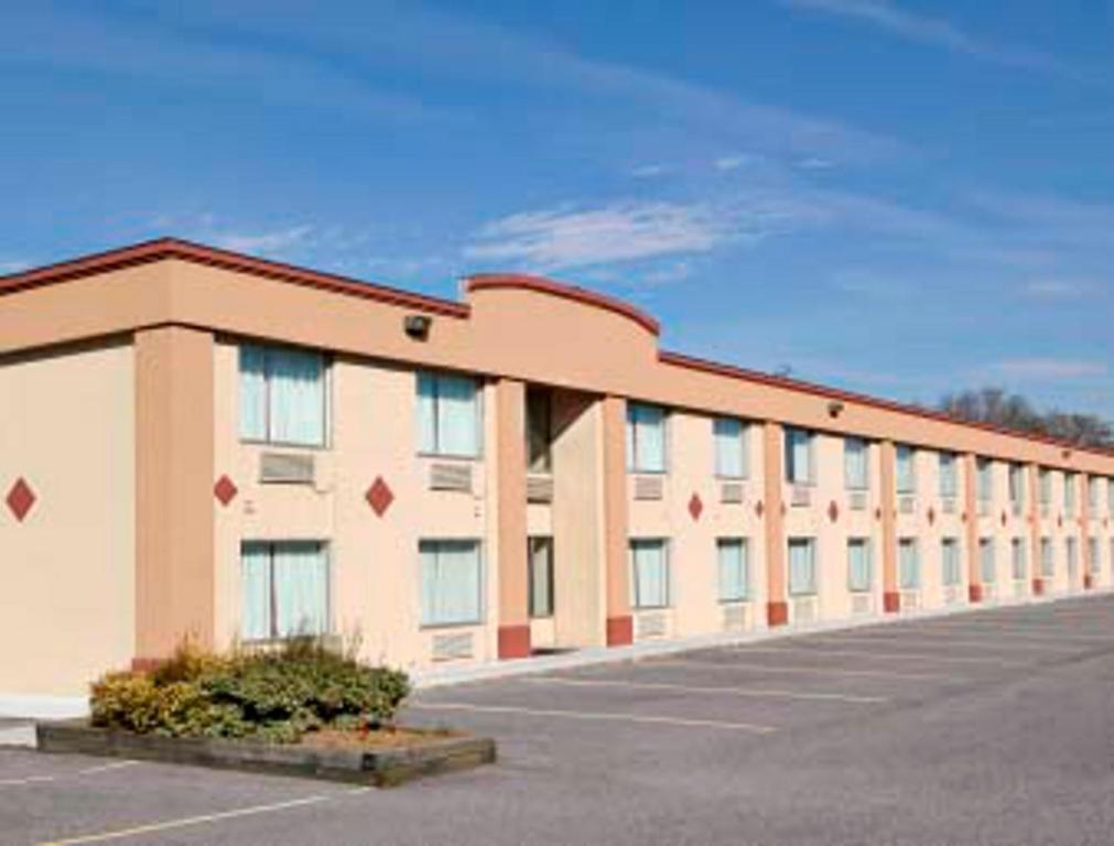 Express Inn Harrisburg South New Cumberland Exterior foto